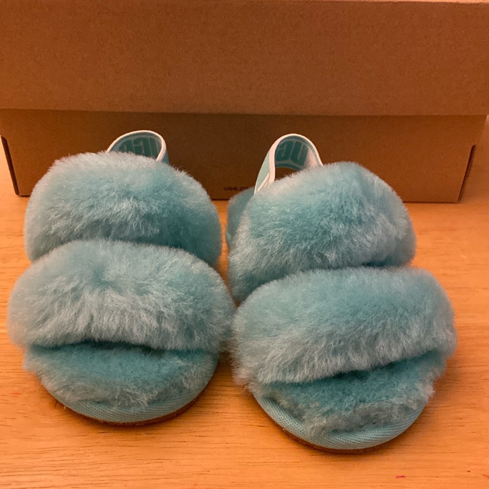 Toddler 6C Oh Yeah Ugg slides NWT
